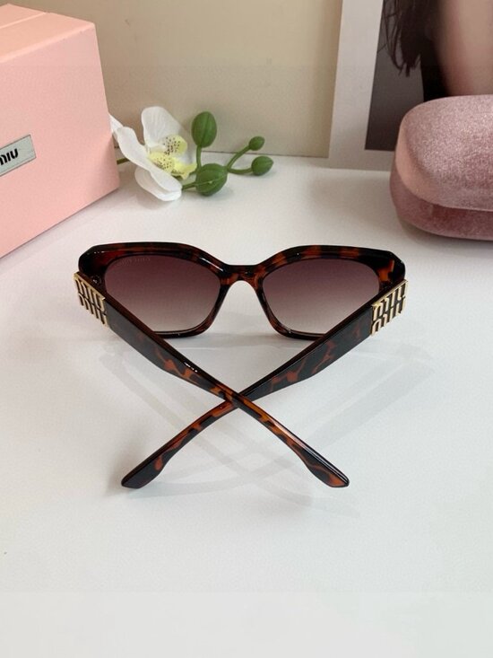 ✅NWT Authentic  MIU MIU Sunglasses main image 7